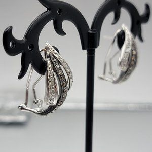 18K White gold 1.0 ctw Brown/White Diamond Earrings